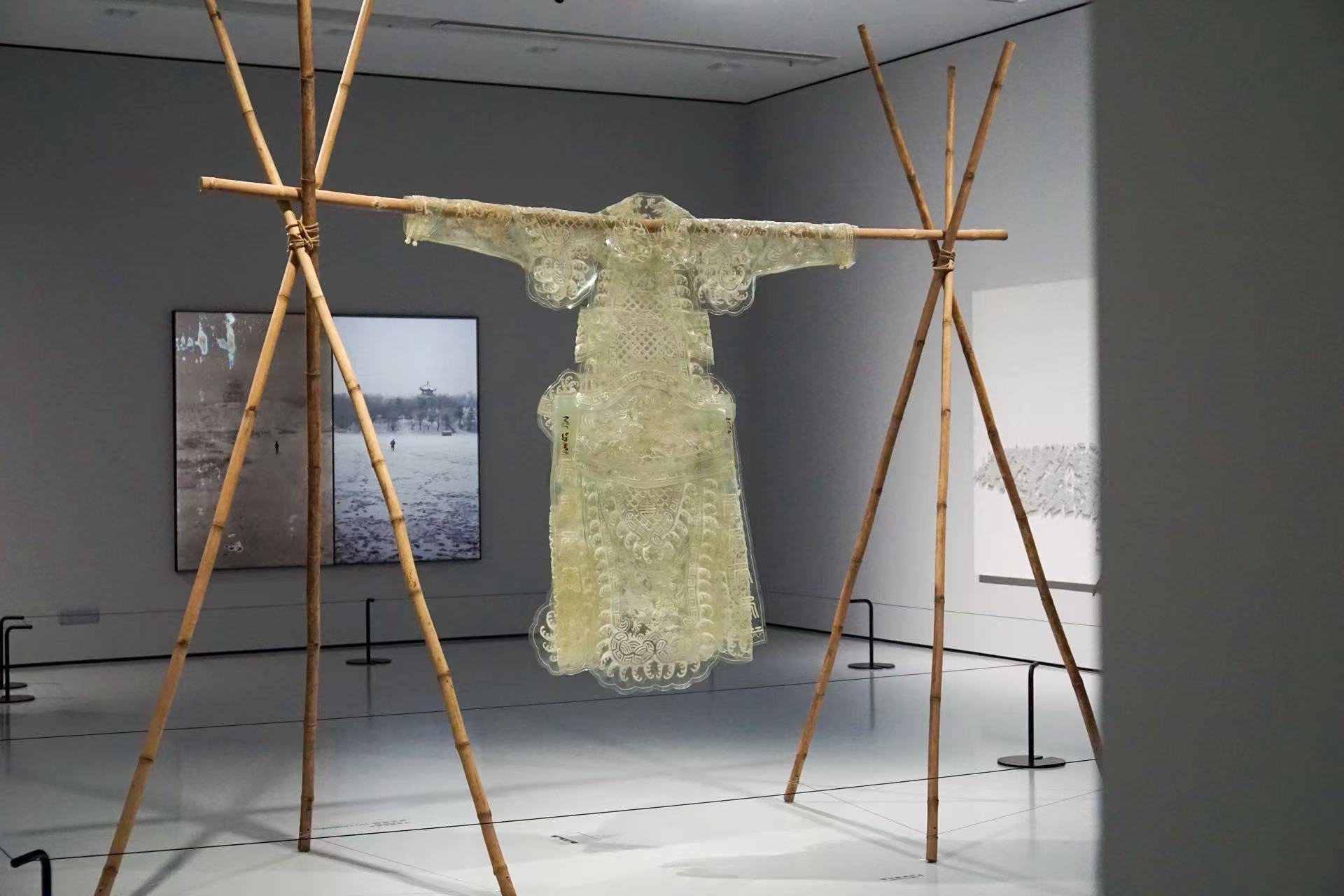 Personal-Favorites-Xin-Dong-Cheng-s-Contemporary-Art-Collection-002.jpg