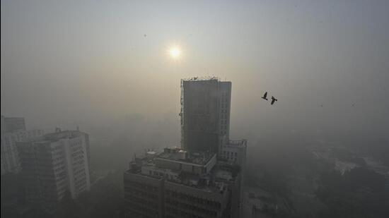 Pollution in Delhi-NCR reaches critical levels in winter. (HT Archive)