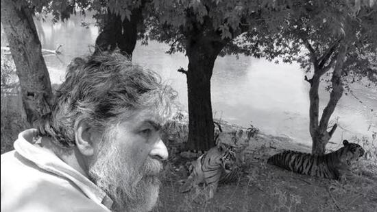 Thapar authored 32 books, including four on Africa. ‘Living With Tigers’, ‘The Secret Life of Tigers’ are among those. (Dharmendra Khandal)