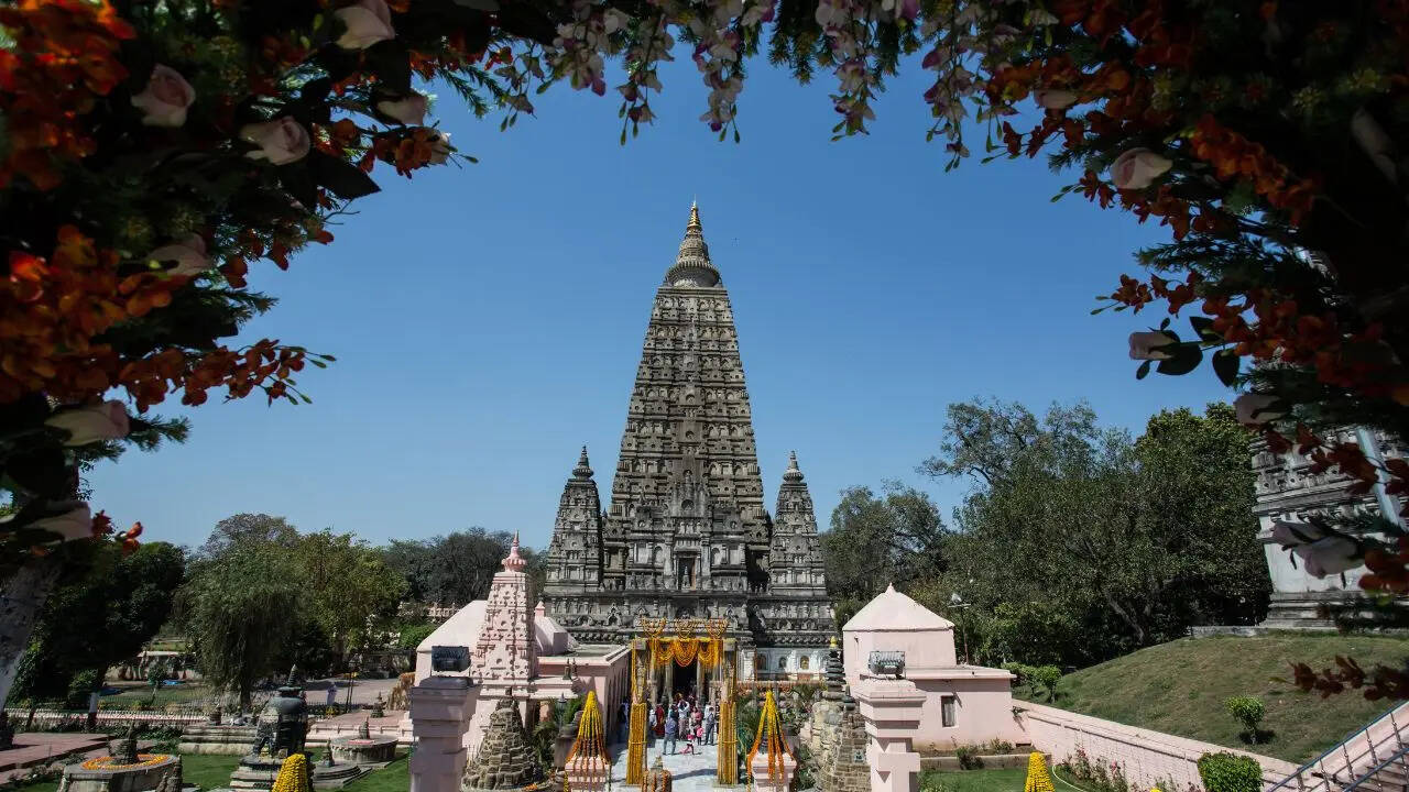 India Reopens E-Tourist Visas For Chinese Nationals