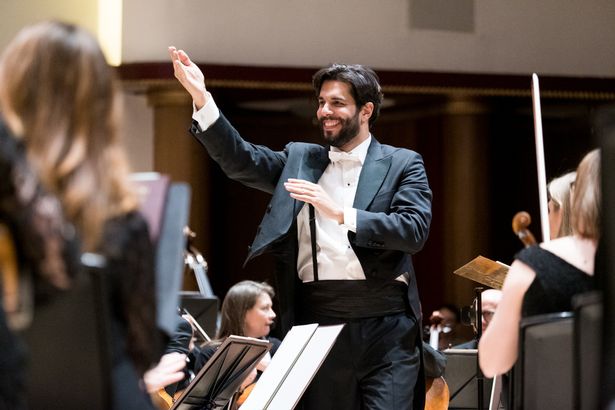 Domingo Hindoyan conducting the Royal Liverpool Philharmonic Orchestra