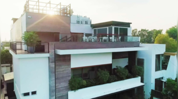 Yuvraj Singh Lives In Rs 64 Cr Mumbai Mansion Drives Lamborghini Murcielago Bentley Spur amp BMW X7 Image Instagram Yuvraj Singh Lives In Rs 64 Cr Mumbai Mansion Drives Lamborghini Murcielago Bentley Spur amp BMW X7 Image Instagram