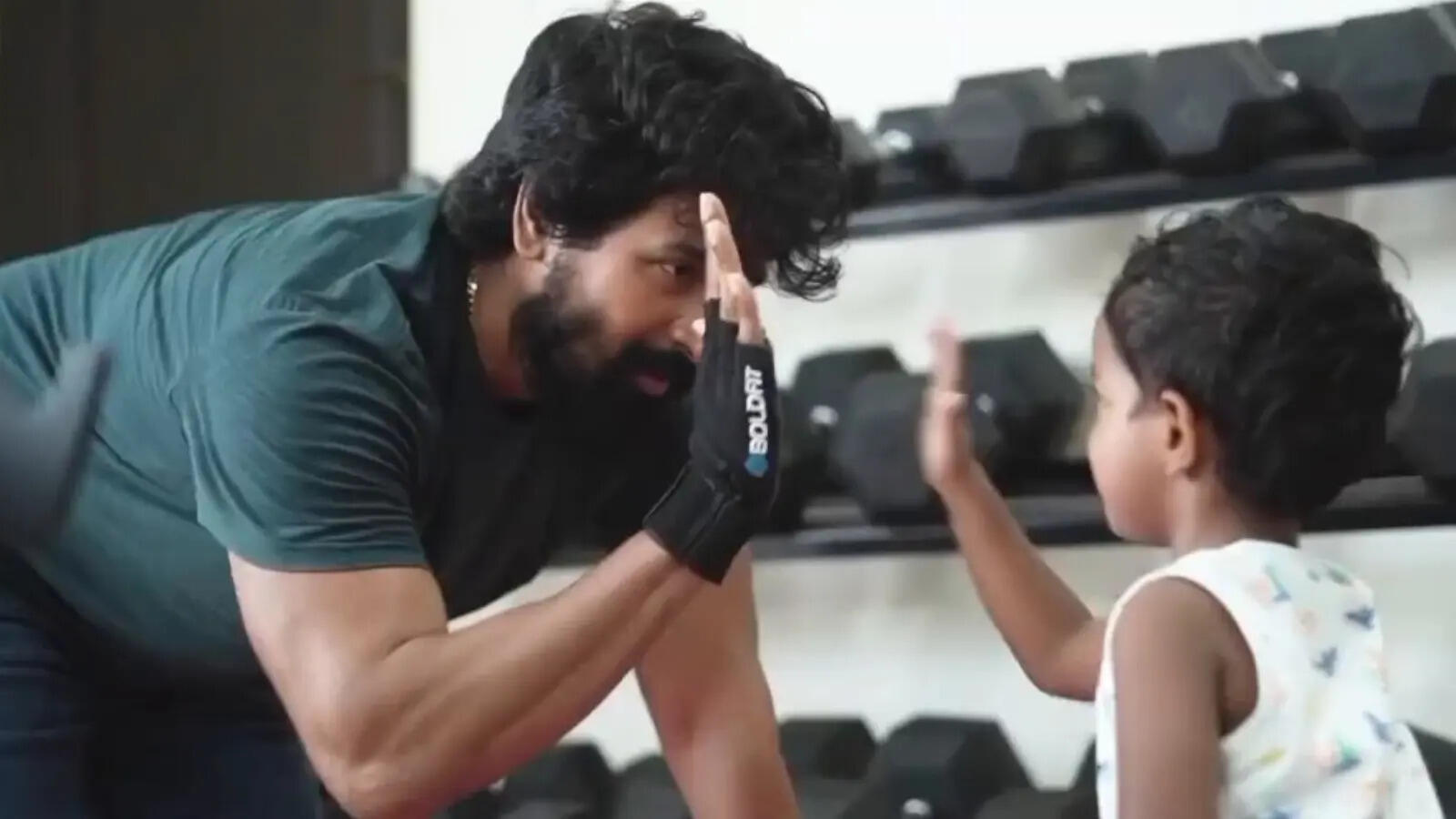 Sivakarthikeyan39s Physical Transformation For Madharaasi