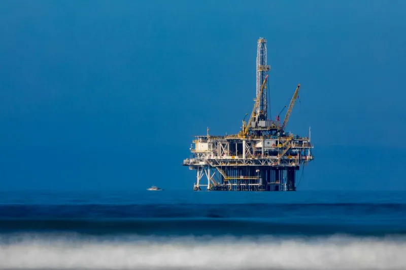 Oil rig