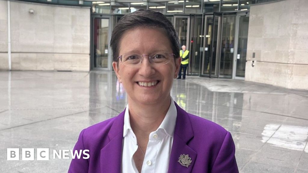 ‘Stop throwing shade’ – the woman trying to stop firms leaving the UK 'Stop throwing shade' - the woman trying to stop firms leaving the UK