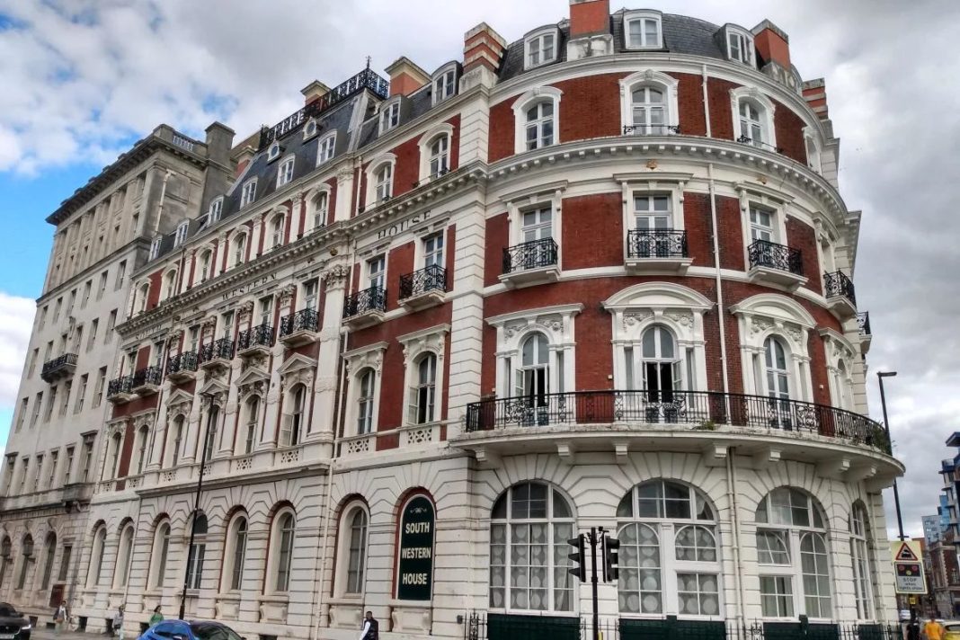 Southampton landmark linked to Titanic, celebrities and D-Day now flats