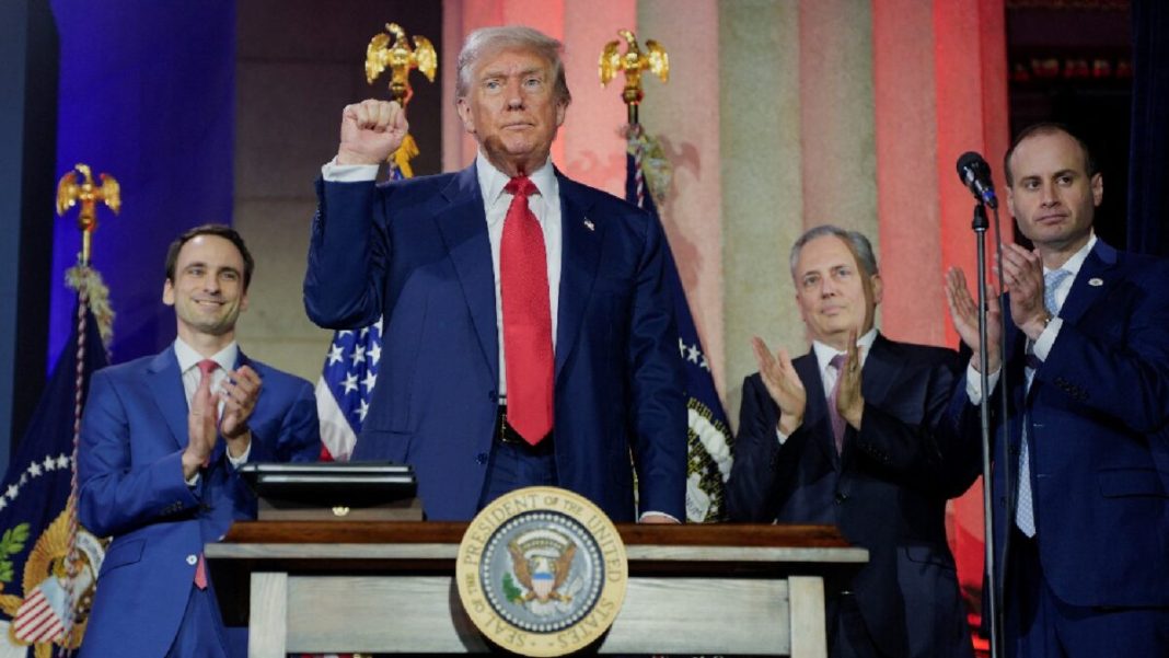 Trump Labels Those Calling AI ‘Artificial Intelligence’ Instead Of ‘Super Intelligence’ As ‘The Enemy’ | World News Top Deals Inside