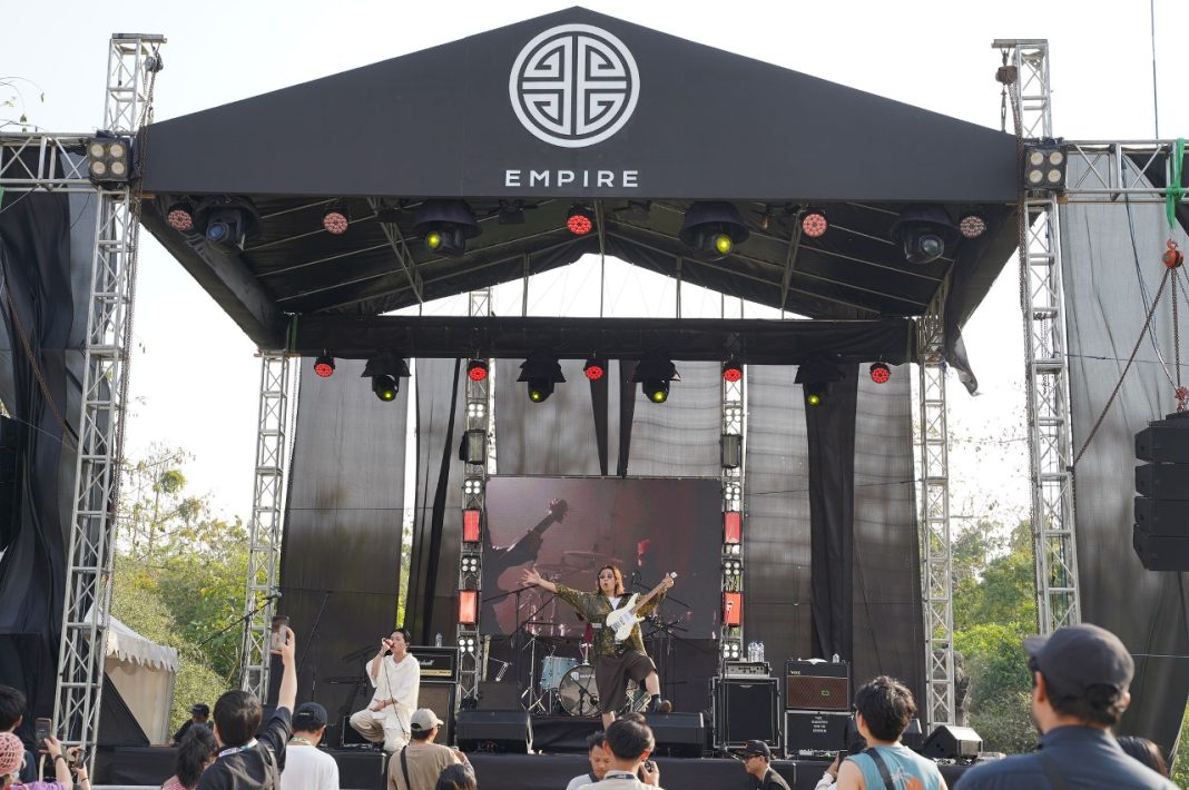 Hush! beach concerts return with music, sports and youth energy Hush! beach concerts return with music, sports and youth energy