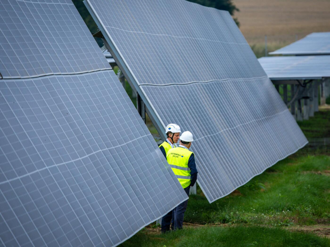 New solar research facility is being built on farmland in Suhr, Aargau