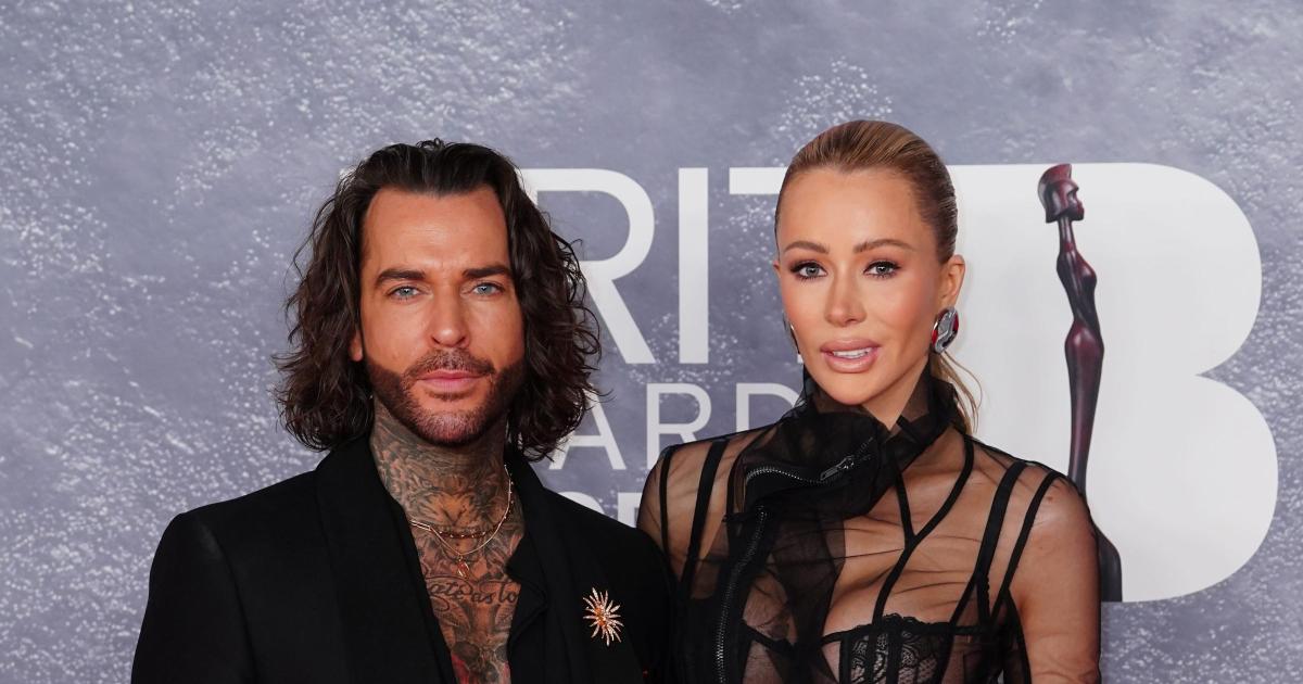 Reality stars Pete Wicks and Olivia Attwood make relationship Instagram Reality stars Pete Wicks and Olivia Attwood make relationship Instagram official
