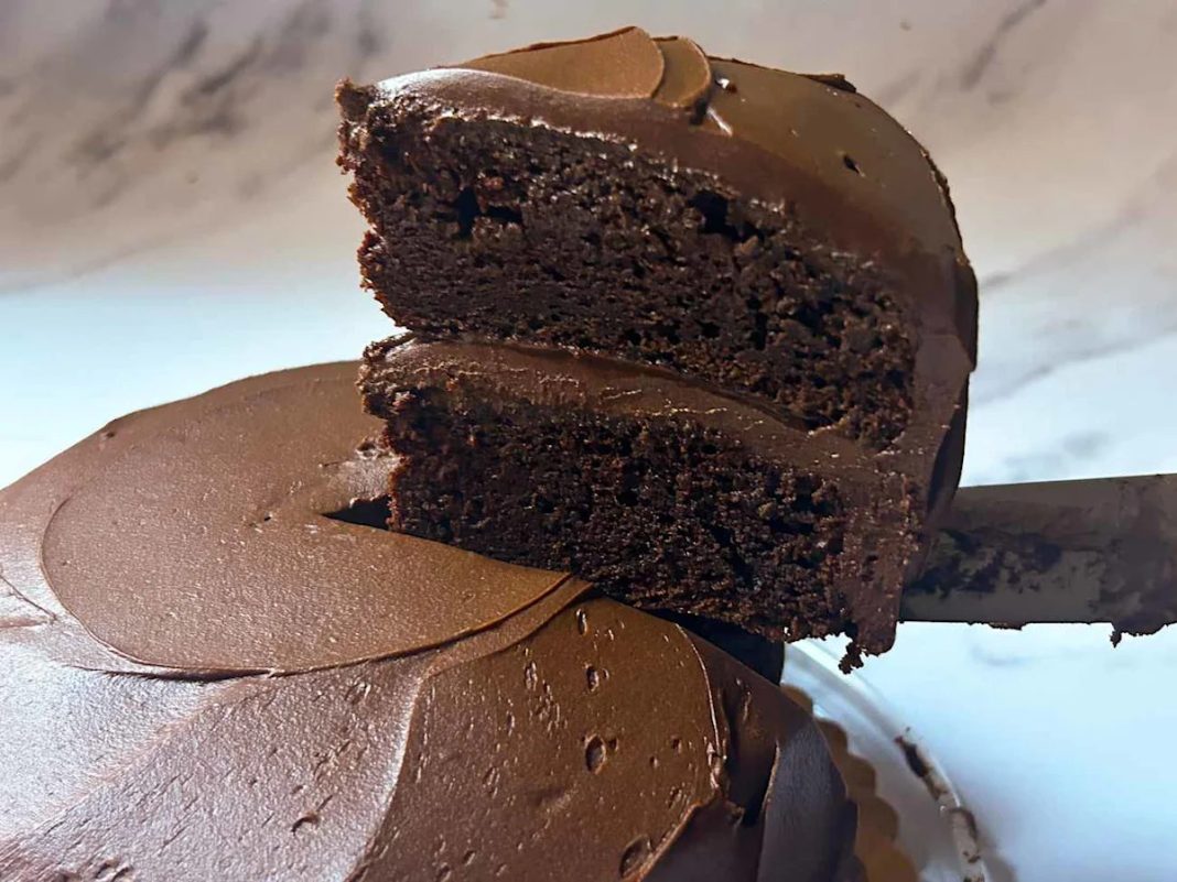 The Best $20 Grocery Store Chocolate Cake, According to Celebrities The Best $20 Grocery Store Chocolate Cake, According to Celebrities