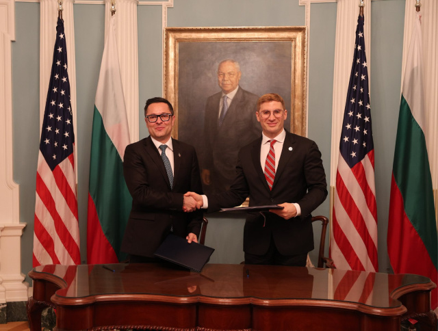 Bulgaria and US Sign Declaration on Artificial Intelligence Cooperation – Novinite.com Bulgaria: Bulgaria and US Sign Declaration on Artificial Intelligence Cooperation