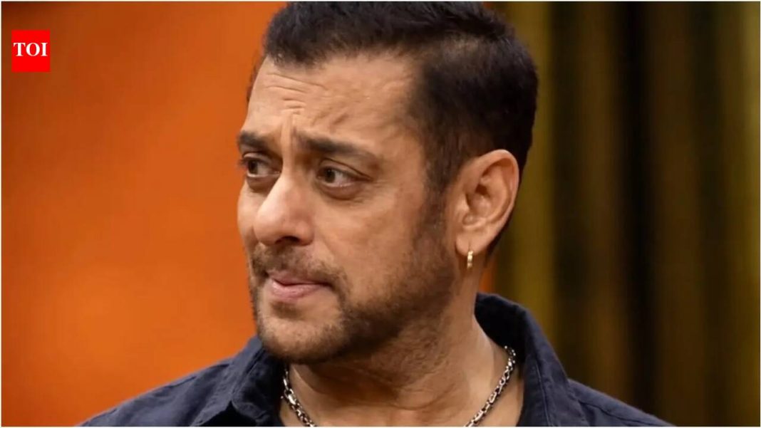 Salman Khan calls out paparazzi, says obsession with phone cameras has ruined lives | Hindi Movie News Salman Khan calls out paparazzi, says obsession with phone cameras has ruined lives | Hindi Movie News