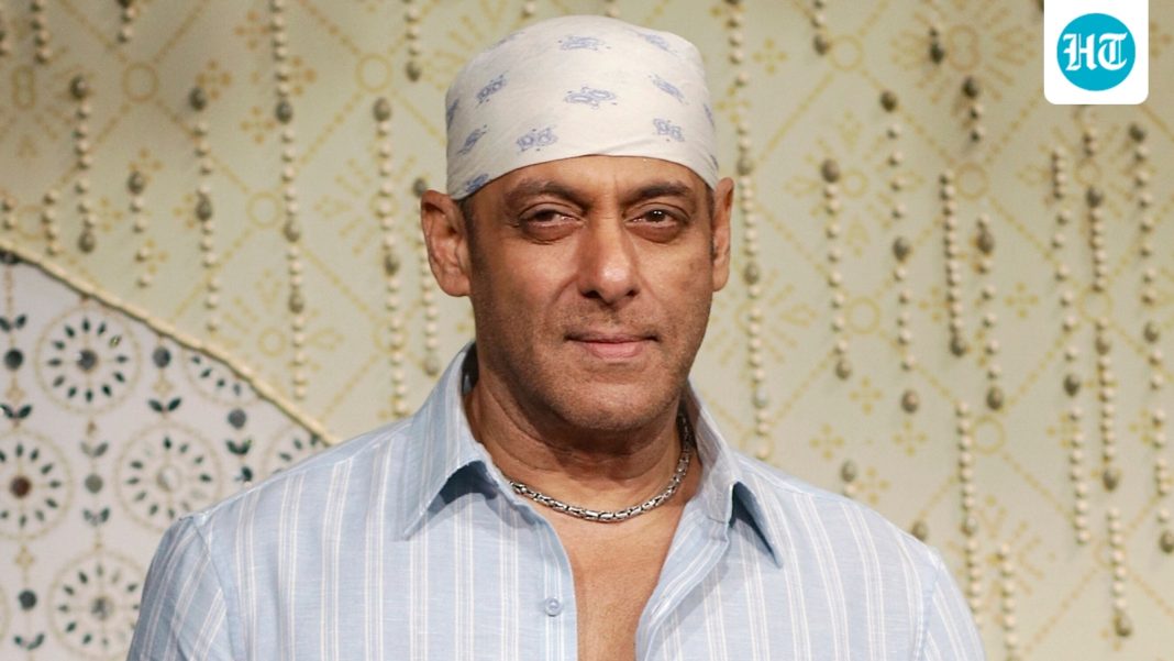 Salman Khan says he spoke for those who do not want to pay paparazzi to take photos of them from inappropriate angles: ‘Girls are uncomfortable’ Salman Khan says he spoke for those who do not want to pay paparazzi to take photos of them from inappropriate angles: ‘Girls are uncomfortable’