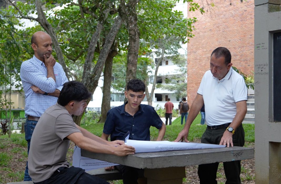 From Saravena, UIS Students Put Artificial Intelligence to Work Addressing Arauca’s Challenges Estudiantes UIS Saravena en el campus central