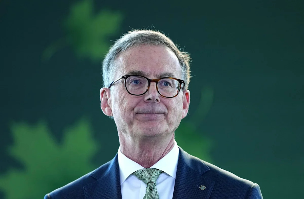 Bank of Canada's Macklem warns global resilience 'under strain' Bank of Canada's Macklem warns global resilience 'under strain'