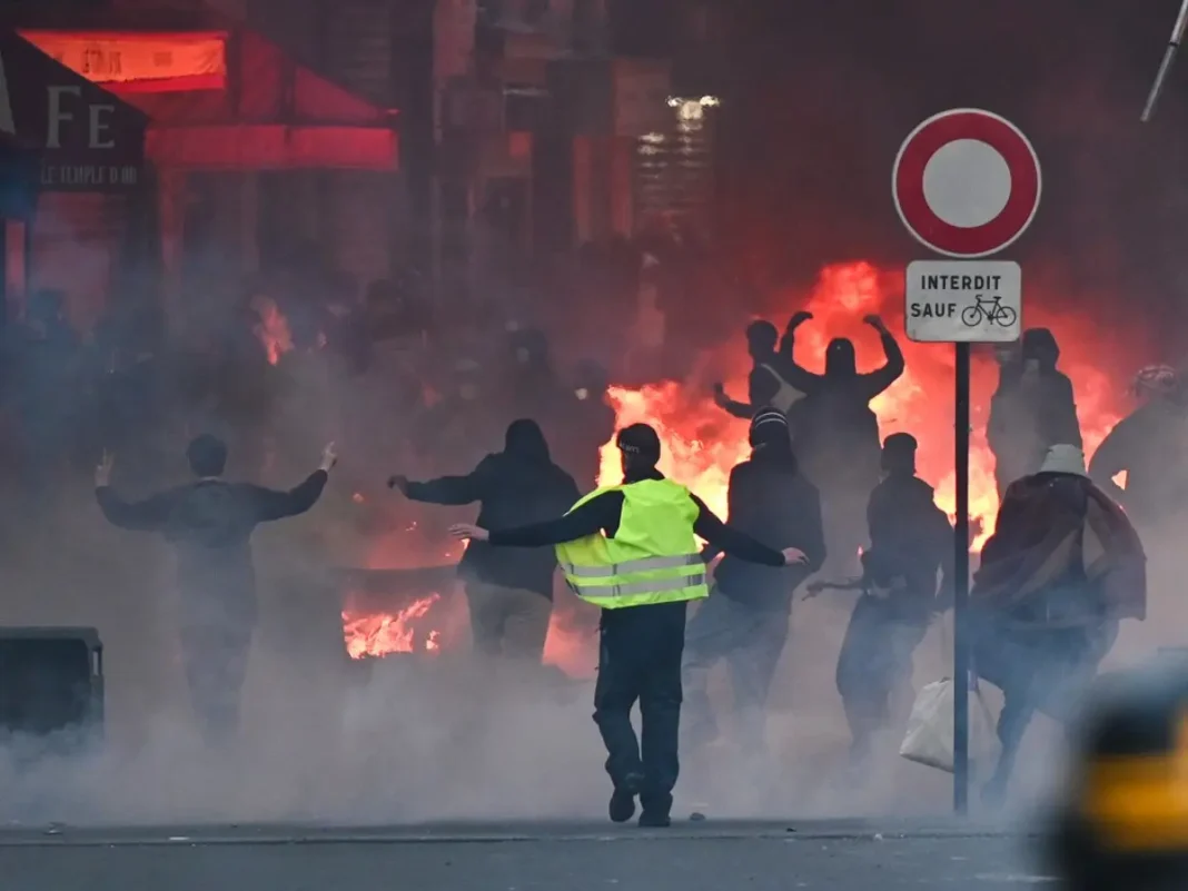 Why France looks the most fragile in the G7 amid protests and budget deadlock