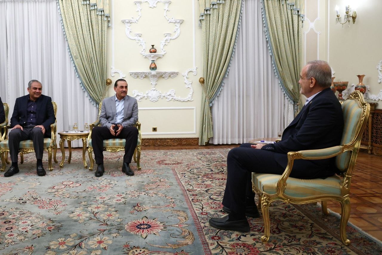 Iran’s Pezeshkian Tells Pakistan’s Asim Munir US Must Lift Sanctions NewsCord