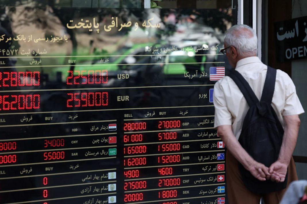 Trump’s Iran sanctions run into limits Trump’s Iran sanctions run into limits