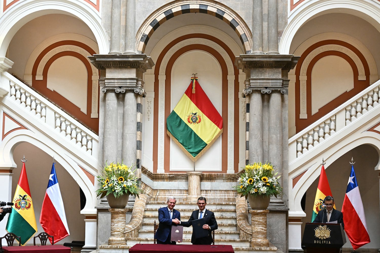 Bolivia, Chile Thaw Ties Amid Territorial Dispute Bolivia, Chile Thaw Ties Amid Territorial Dispute