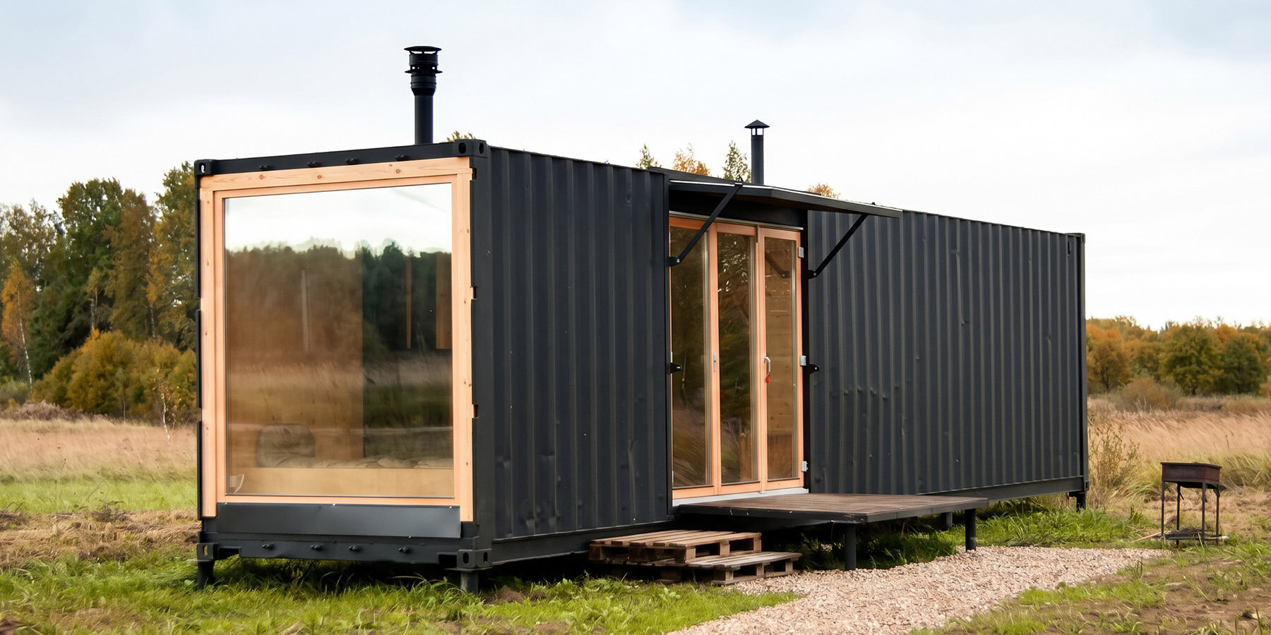 Birch Plywood Micro-Cabin In Shipping Container Design Birch Plywood Micro-Cabin In Shipping Container Design