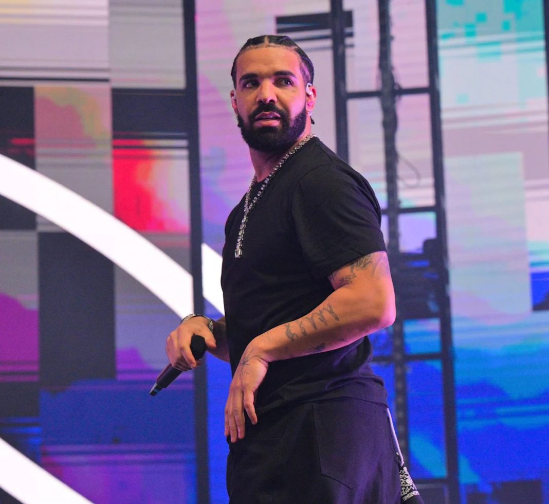 These Celebrities Waited Years to Purchase the Dream Homes They Couldn’t Stop Thinking About These Celebrities Waited Years to Purchase the Dream Homes They Couldn’t Stop Thinking About