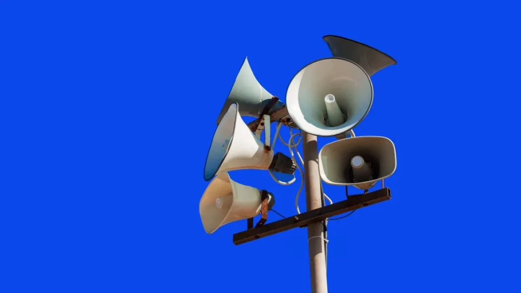 Remote work during an air raid alert: are employees required to come to the office
