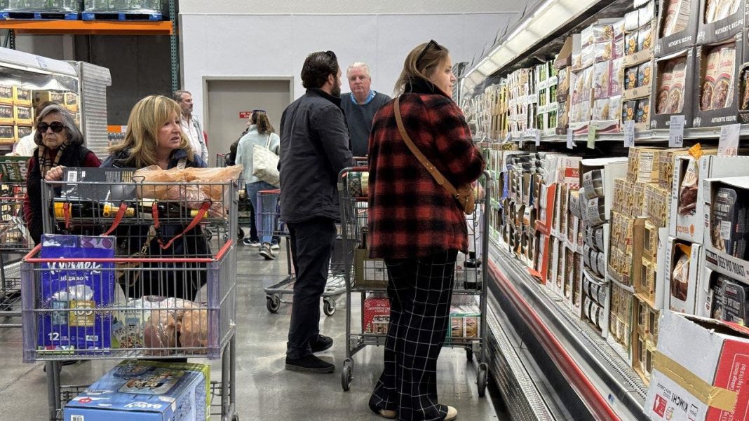 Inflation keeps food prices high, but these grocery tips can still help Inflation keeps food prices high, but these grocery tips can still help
