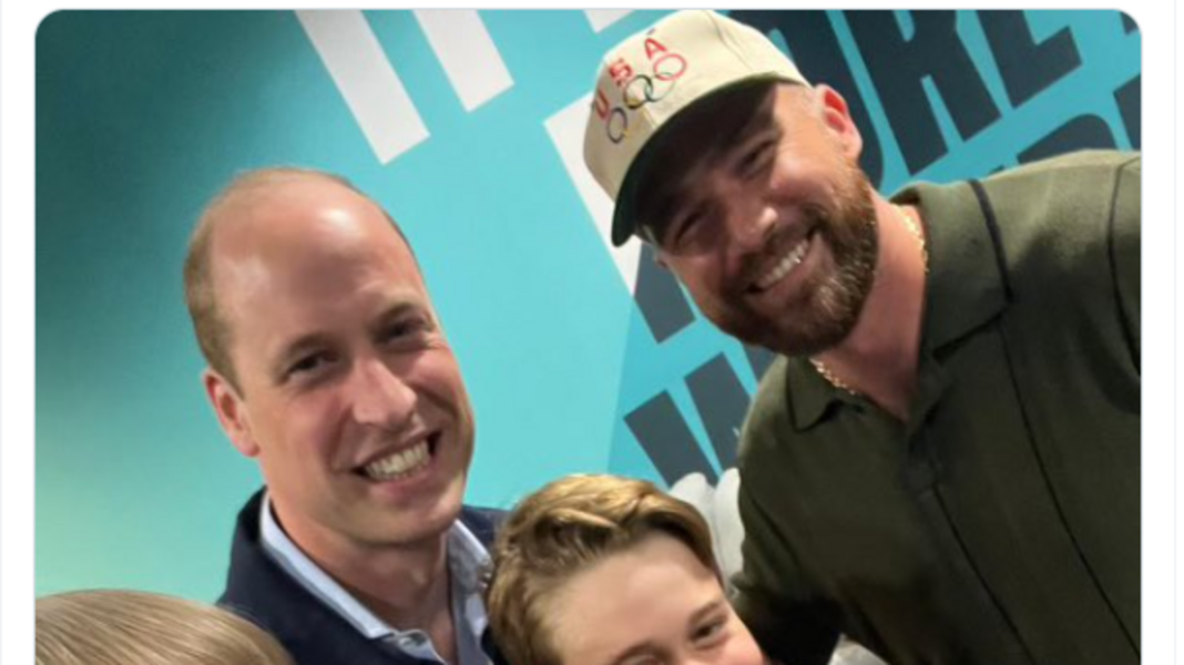 Prince William tried blocking Travis Kelce in viral photo Prince William tried blocking Travis Kelce in viral photo